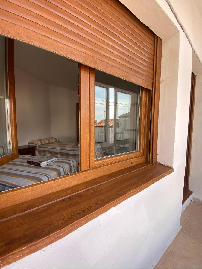 Amplio Apartamento En El Centro De O Grove Eksteriør billede